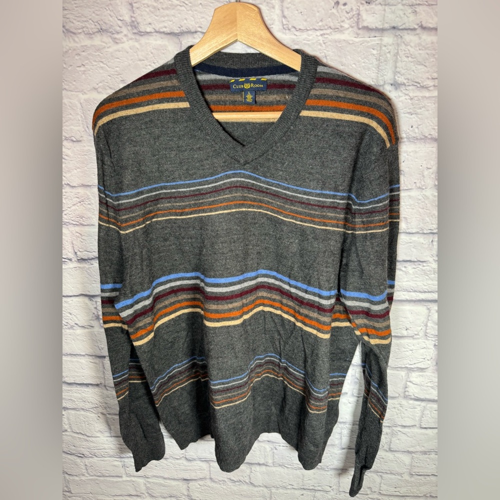 Men’s | Club Room Wool blend vneck grey striped Sweater‎ | Size large